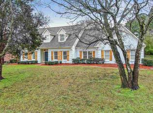 243 Forest Lake Dr, Madison, MS 39110