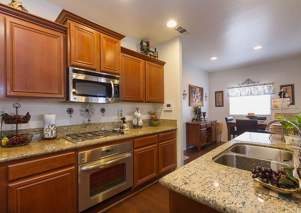 2nd image of 34090 Clovis Way