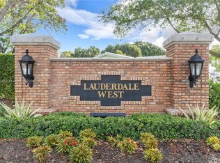 1120 NW 89th Ave, Plantation, FL 33322