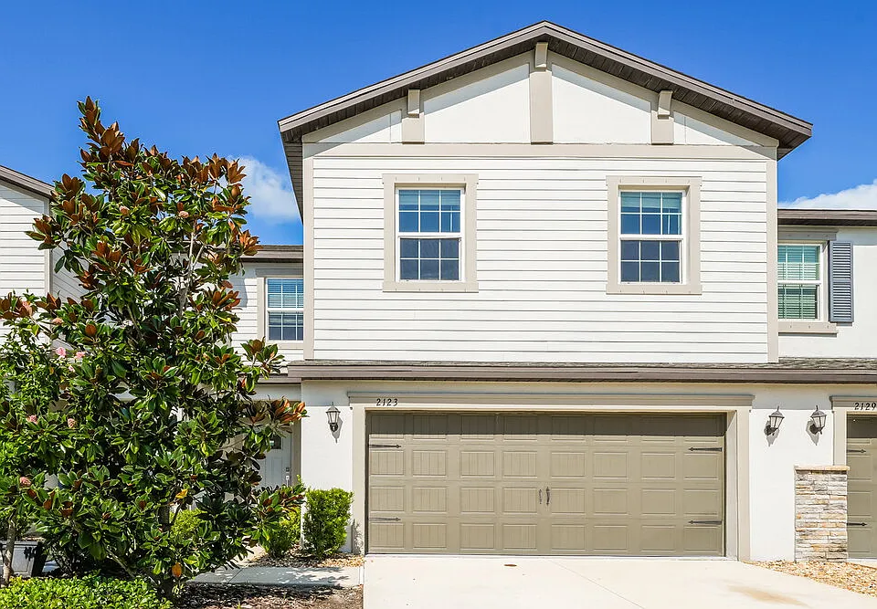 2123 Cerulean Sky Dr