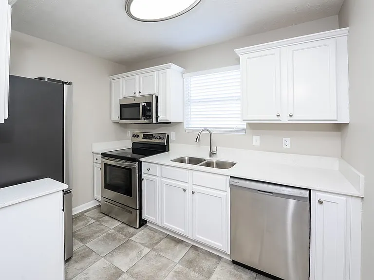 4250 Viewpoint Ln — Photo 8