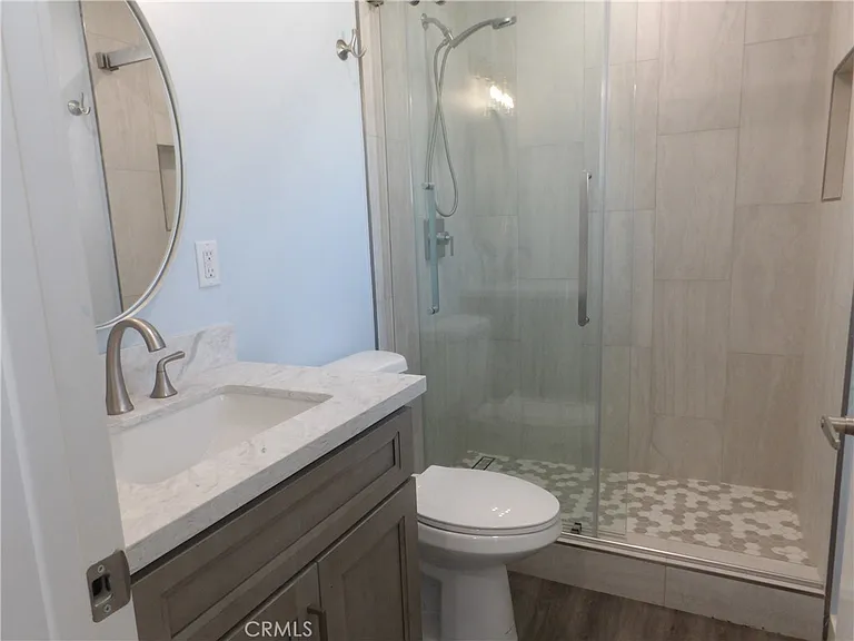 2737 Burly Ave — Photo 7