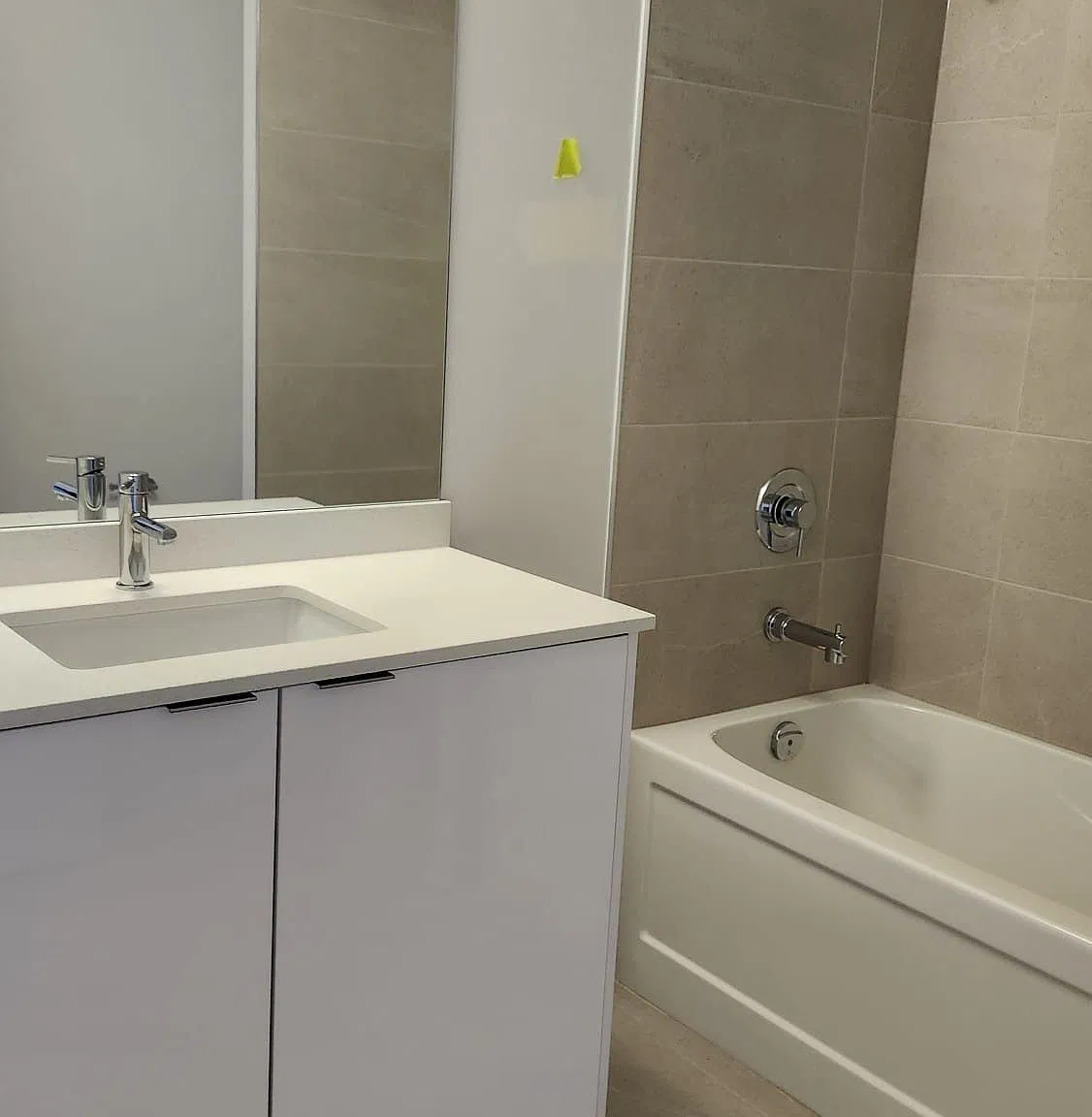 1 bed, $2,100 — Photo 3
