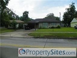 1st image of 801 Pauline Ave