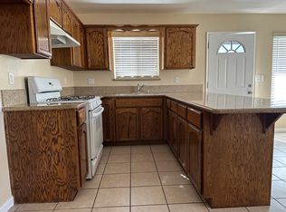 1307 Kensington St UNIT C, Delano, CA 93215