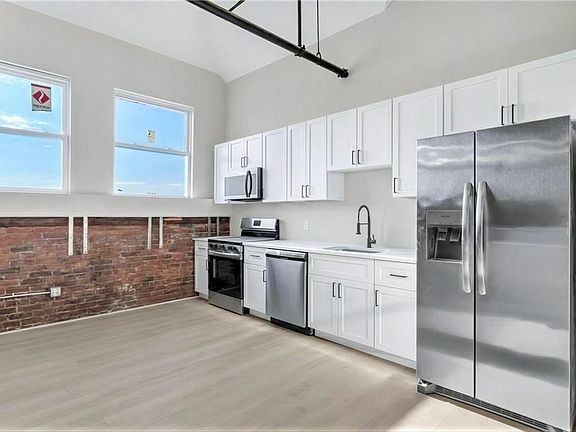 2nd image of 72 Kendrick Ave