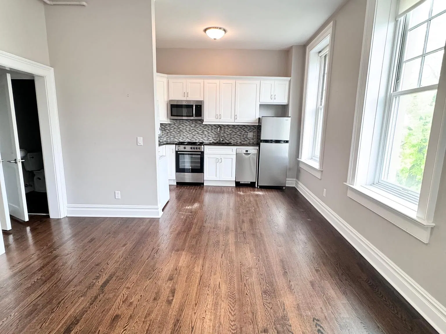 1 bed, 600 sqft, $3,000 — Photo 4