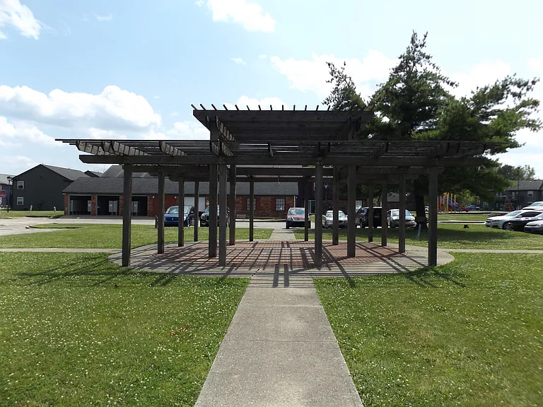Spanish Oaks — Photo 18