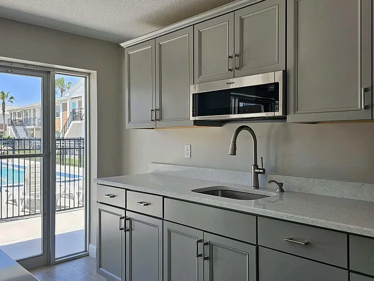 190 E Olmstead Dr #M1 — Photo 35