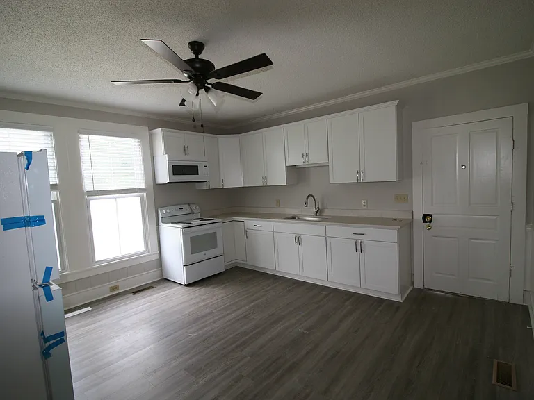 316 N Government St #A — Photo 26