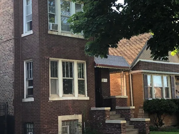6106 S Komensky Ave, Chicago, IL 60629