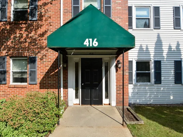 416 Grove St APT A3, Newton, MA 02462