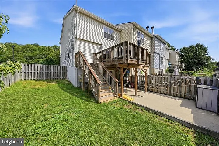 3 bed, 4.0 bath, 1954 sqft, $2,900 — Photo 2