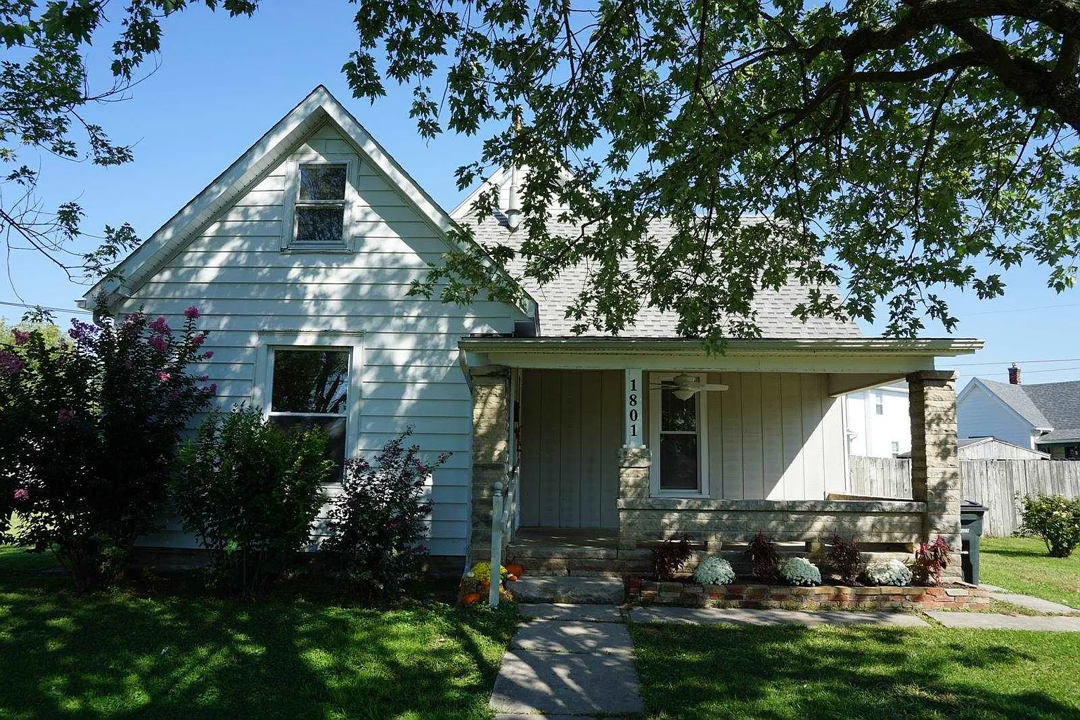 1801 4th St photo 1
