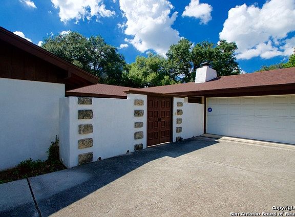 2nd image of 7203 Ashton Pl