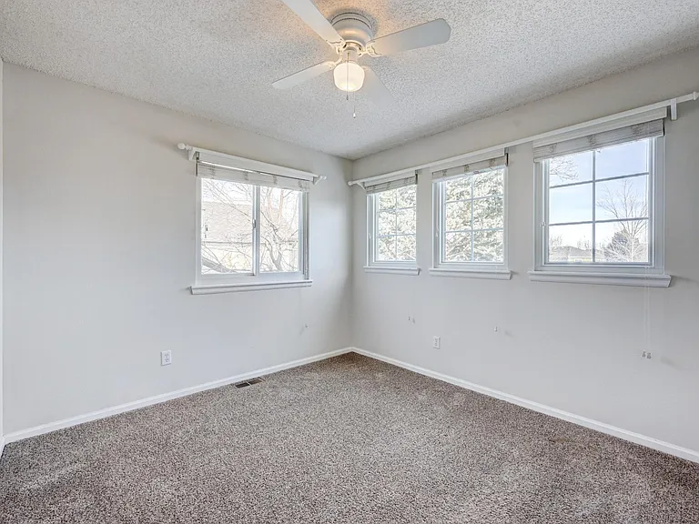 9725 Canberra Ct — Photo 13