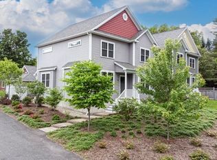 8 Warner St, Northampton, MA 01062