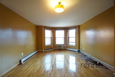 Rented by Rennit Inc.