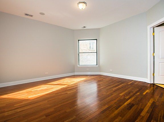 4th image of 6906 N Ashland Ave #2S