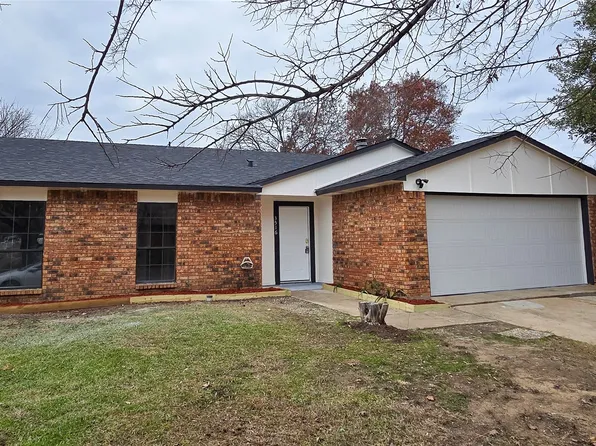 3516 Brookhurst Ln, Arlington, TX 76014