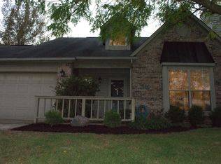 4877 Oakton Way, Greenwood, IN 46143