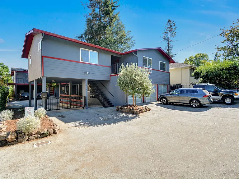 131 Cerrito Avenue — Photo 20