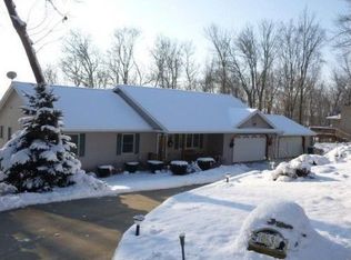10535 Stoney Point Rd, Delton, MI 49046