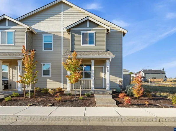 1426 SE Hankel St, Dallas, OR 97338