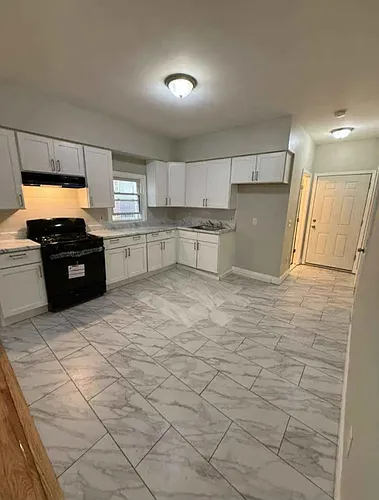 452 Irvine Turner Blvd Photo 1