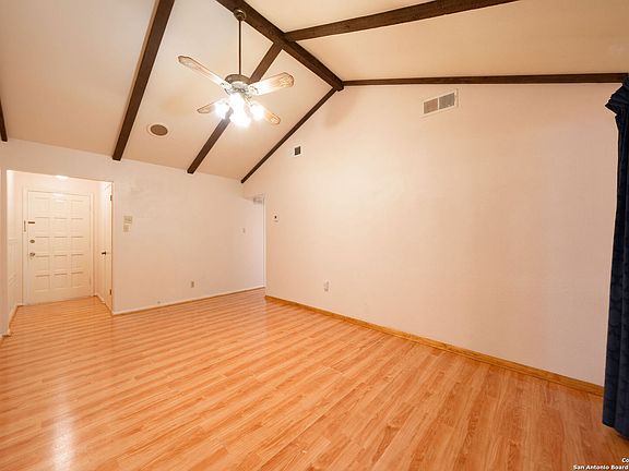 4th image of 7614 Meadow Green