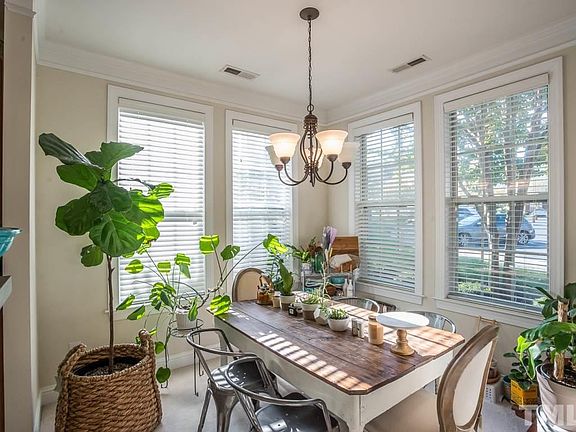 5th image of 1112 Arborgate Cir #1112