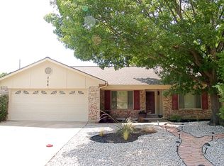 308 Fairhaven Ct, Hurst, TX 76054