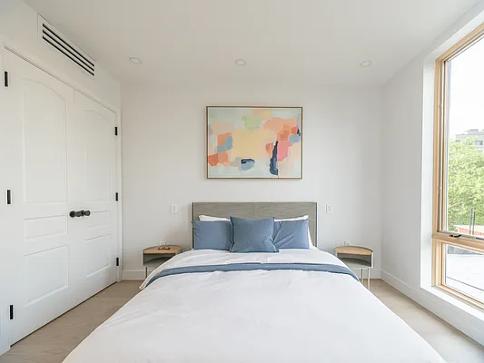 Sold by Massada Home Sales Inc | media 17