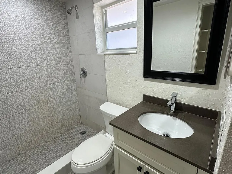770 SE 2nd Ave #B210 — Photo 21