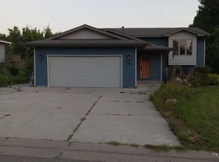 710 Haywood Dr, Howard Lake, MN 55349