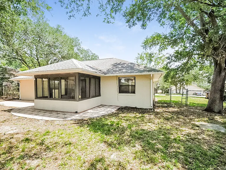 801 Cambridge Way — Photo 25