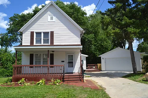 229 S Franklin Ave Photo 1