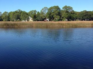 2005 Fulton St, Southport, FL 32409