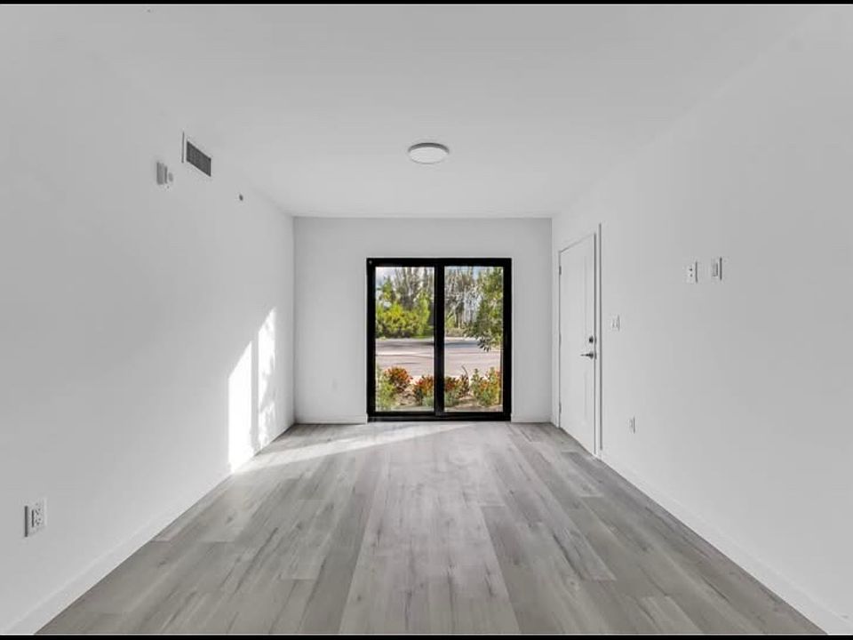 1st image of 131 NW 160th St #110