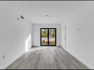 131 NW 160th St #110, Miami, FL 33169