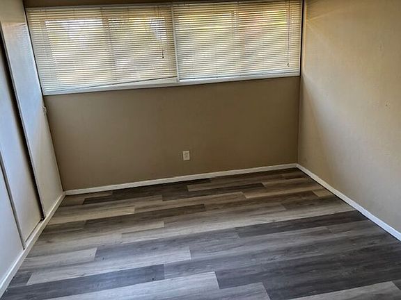 5th image of 8420 Chalons Ct