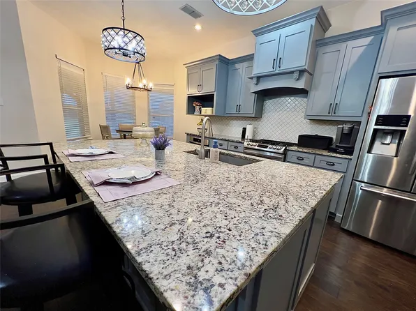 3009 Big Springs Dr, Joshua, TX 76058