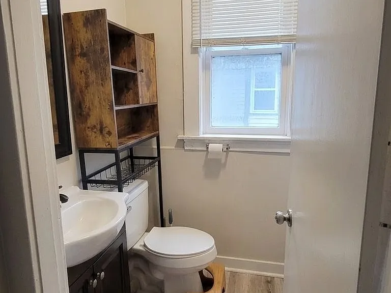 528 Dover Pl — Photo 10