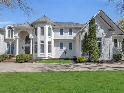 1723 Lake Alvamar Dr, Lawrence, KS, 66047