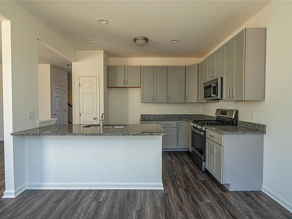 3rd image of 885 Iron Ln #53