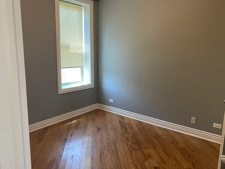 1316 N Bell Ave #1R — Photo 4