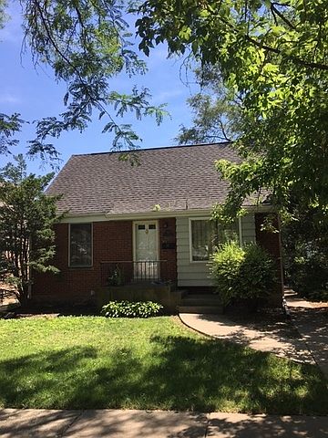 1st image of 7623 W Palatine Ave