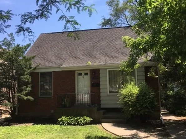 7623 W Palatine Ave, Chicago, IL 60631