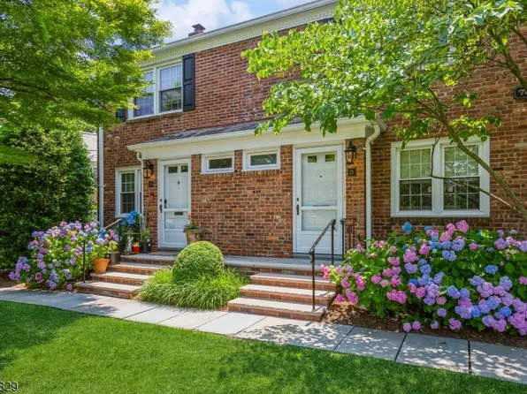 76 New England Ave #25, Summit City, NJ 07901