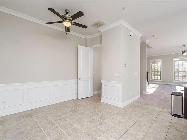 2256 Tenor Ln — Photo 17